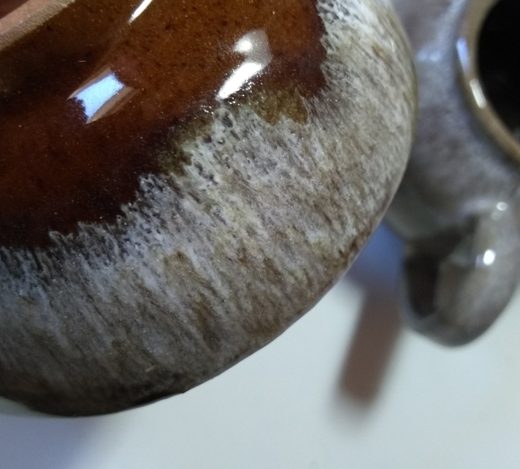 Artisan Craftsmanship | Mini Saucer & Pitcher Set - Picture 13 of 16